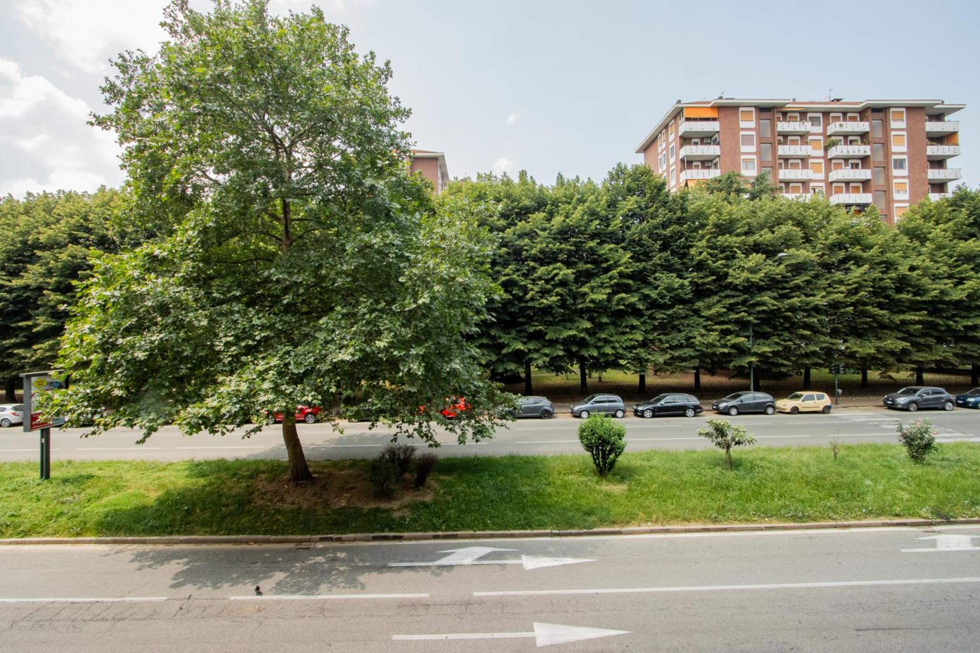 Apartment Reni House-bright Apartment+free Park *
