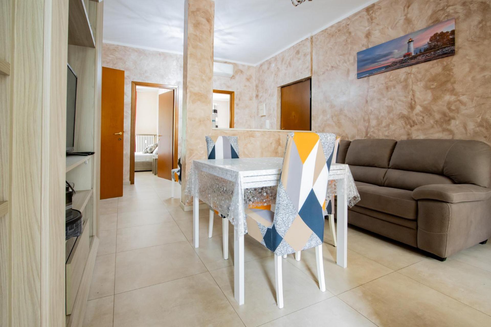 Apartment Reni House-bright Apartment+free Park *